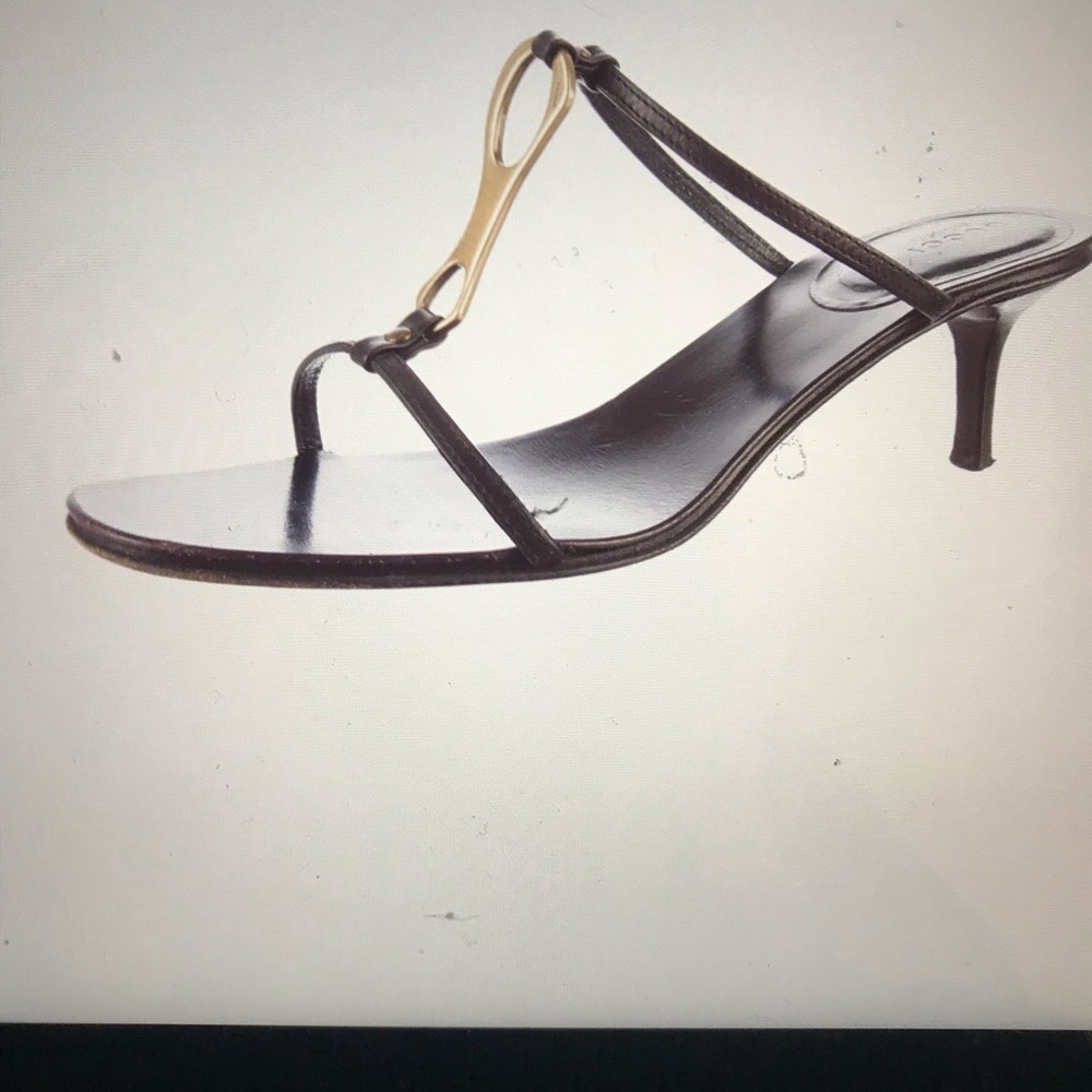 Gucci leather slide sandals